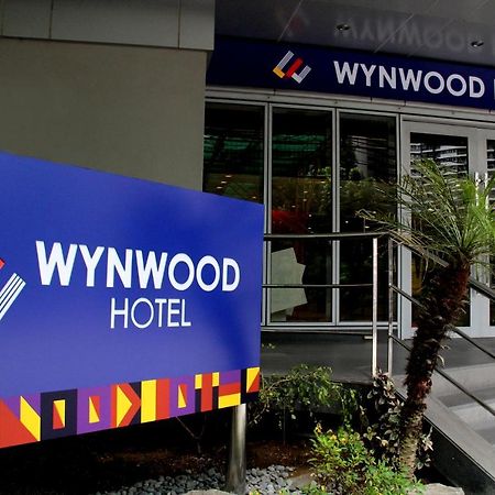 Wynwood Hotel Pasig City Экстерьер фото