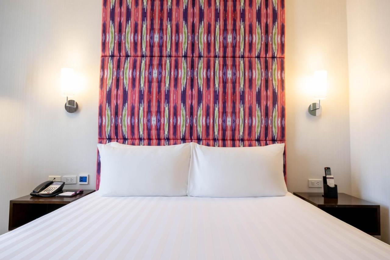 Wynwood Hotel Pasig City Экстерьер фото
