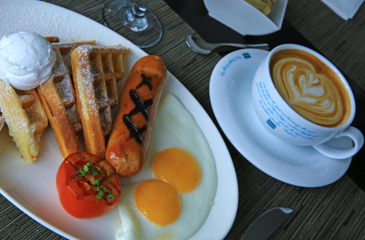 Wynwood Hotel Pasig City Экстерьер фото