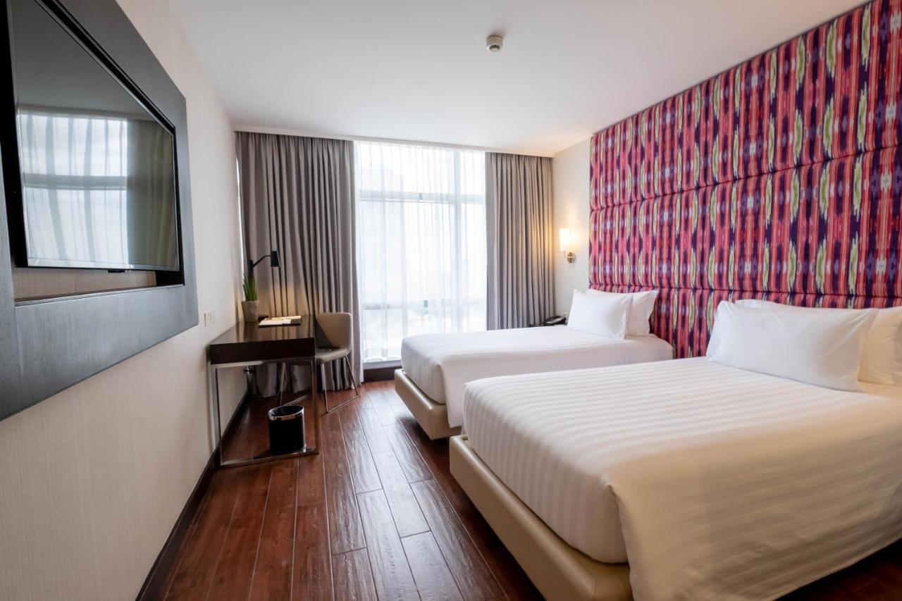 Wynwood Hotel Pasig City Экстерьер фото
