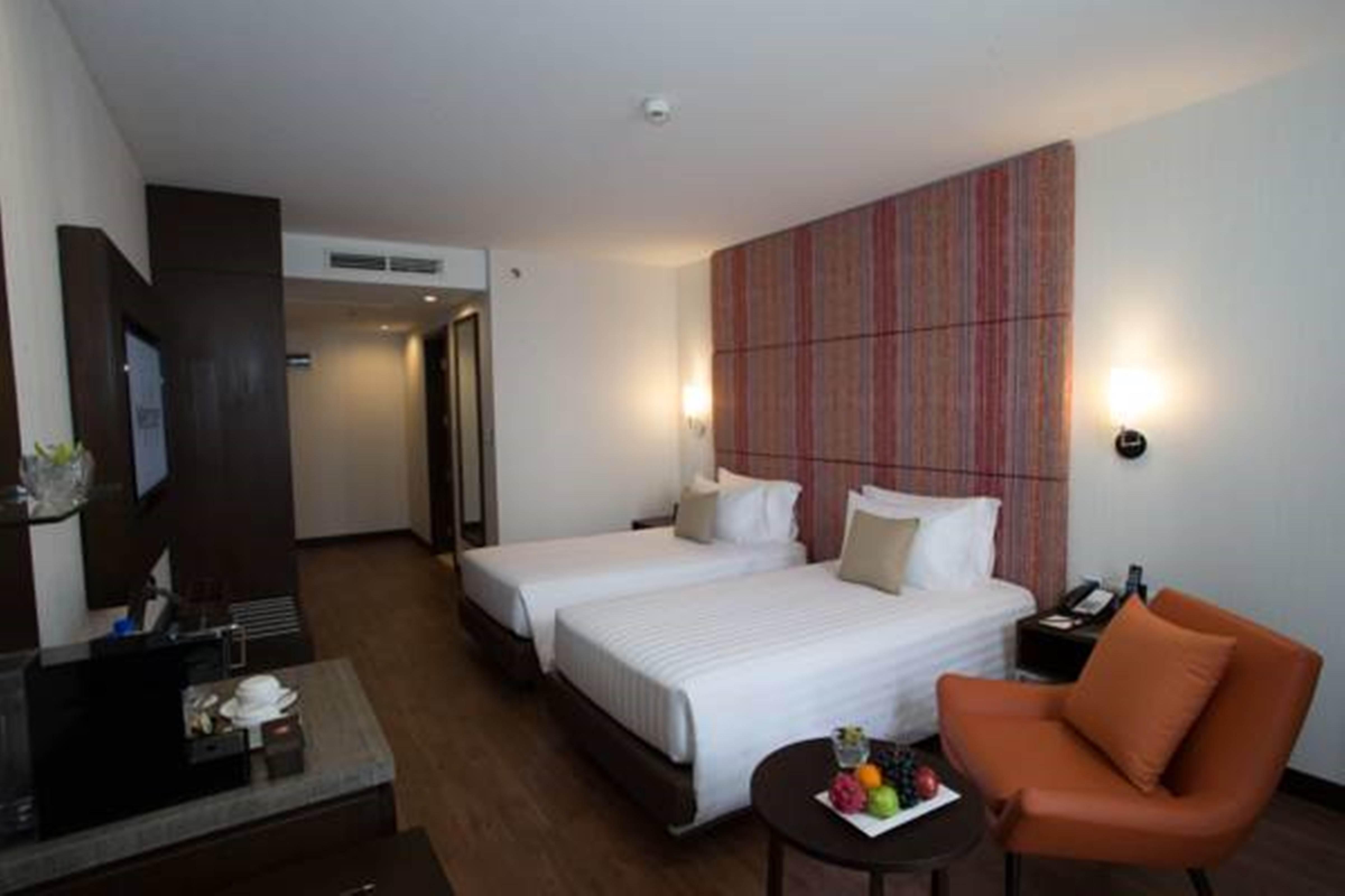 Wynwood Hotel Pasig City Экстерьер фото